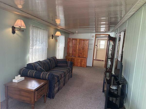 1988  Mobile Home For Sale