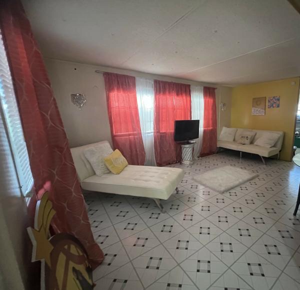 1963 SPTC - MARK Mobile Home For Sale