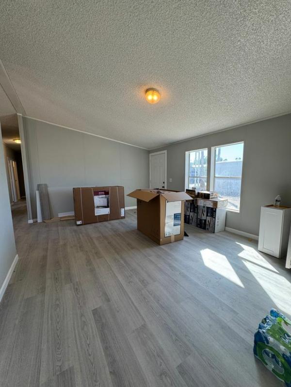 2006 Fleetwood Mobile Home