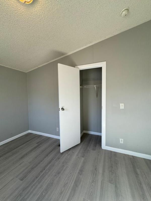 2006 Fleetwood Mobile Home