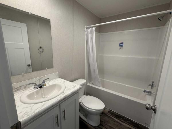 2025 Redman Northwood L25208 Manufactured Home