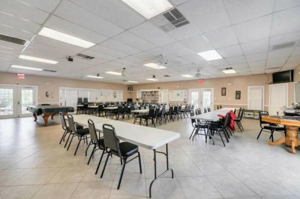 1974 Manufactured Home