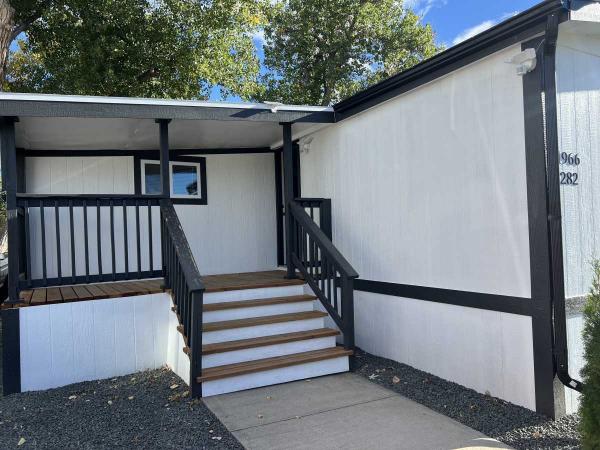 1983 MFHM Mobile Home