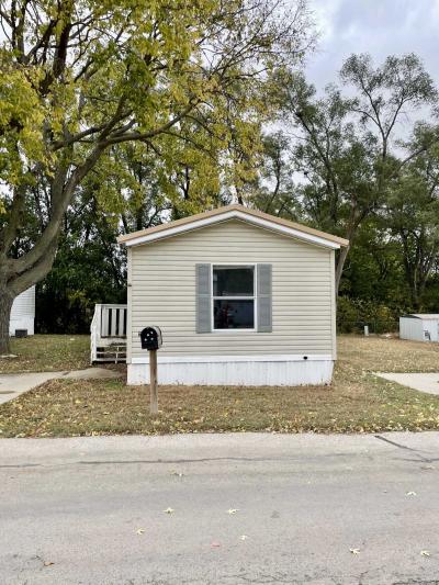 Mobile Home at 2820 Redwood Lane Waterloo, IA 50701