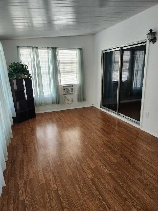 1973 OAKR HS Mobile Home