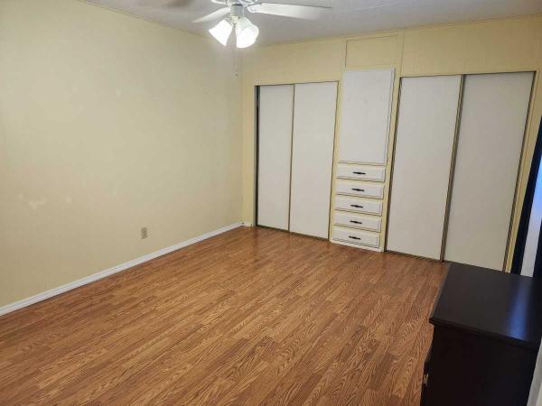 1973 OAKR HS Mobile Home