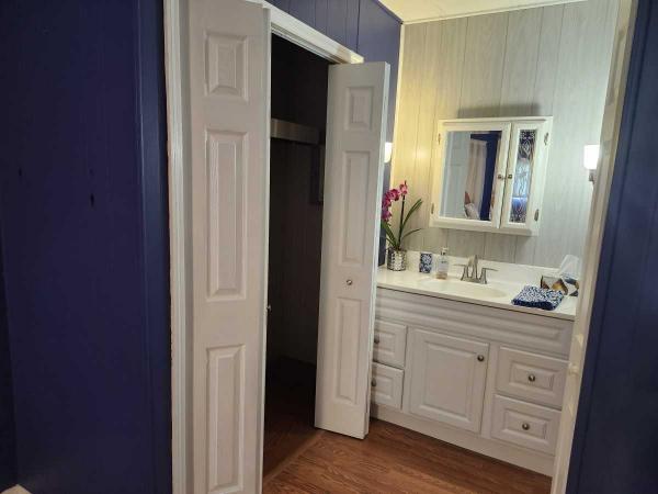 1973 OAKR HS Mobile Home