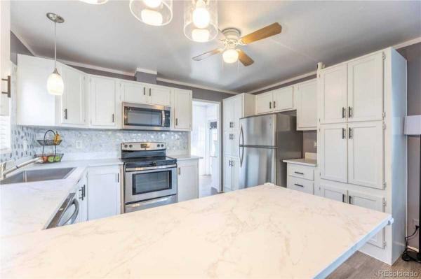 2012  Mobile Home For Sale