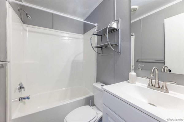 2012  Mobile Home For Sale