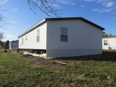 Photo 2 of 23 of home located at 210 S. Caley Pl. Sioux Falls, SD 57110