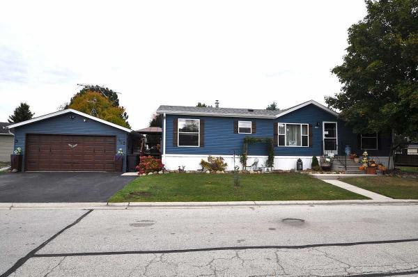 1996 Four Seasons Manufactured Home