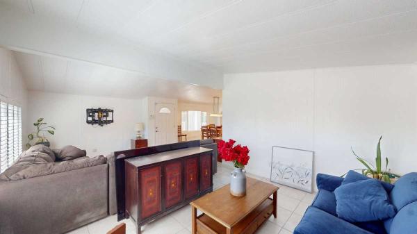 1976 Prestige NEw Kitchen, Paint   A/C Mobile Home