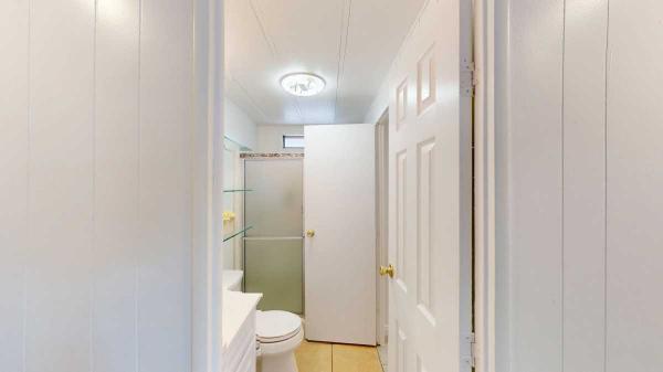 1976 Prestige NEw Kitchen, Paint   A/C Mobile Home