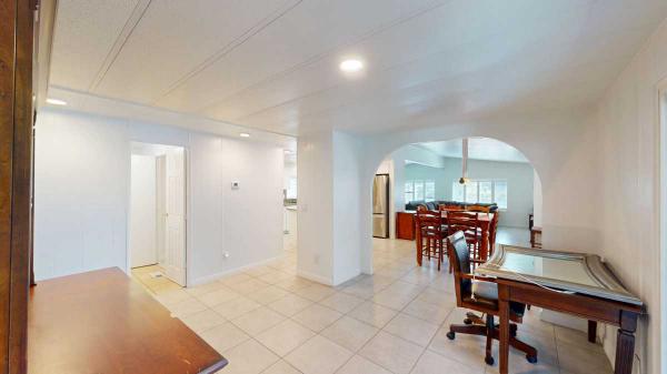 1976 Prestige NEw Kitchen, Paint   A/C Mobile Home