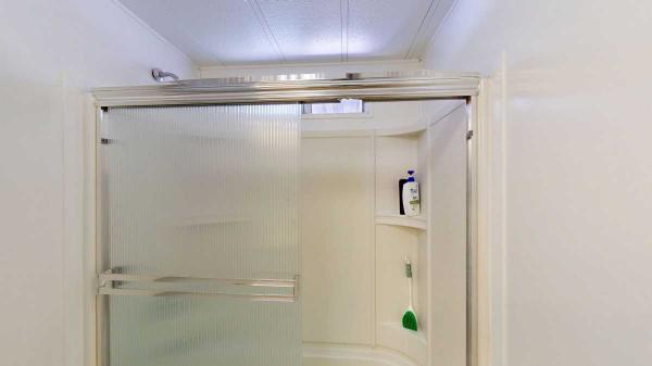 1976 Prestige NEw Kitchen, Paint   A/C Mobile Home