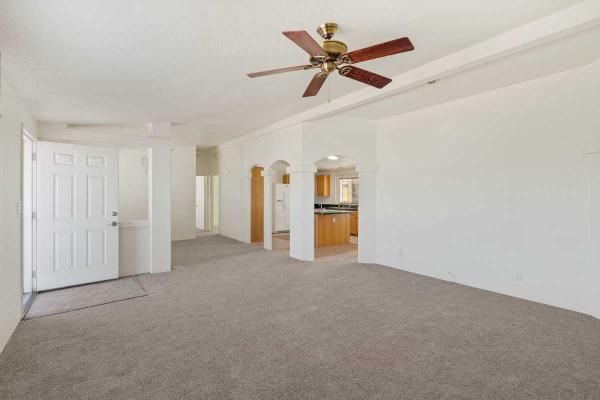 2002 Oakwood Goldenwest Manufactured Home