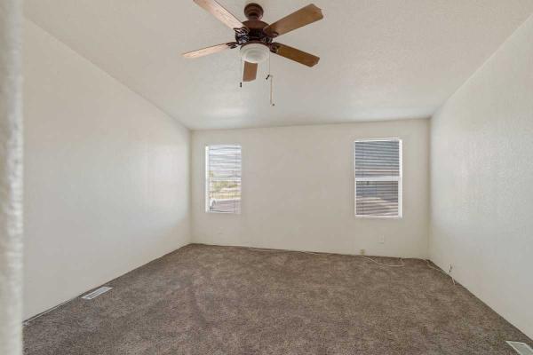 2002 Oakwood Goldenwest Manufactured Home