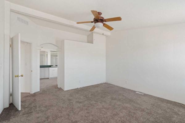 2002 Oakwood Goldenwest Manufactured Home