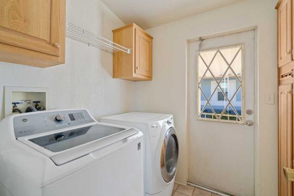 2002 Oakwood Goldenwest Manufactured Home