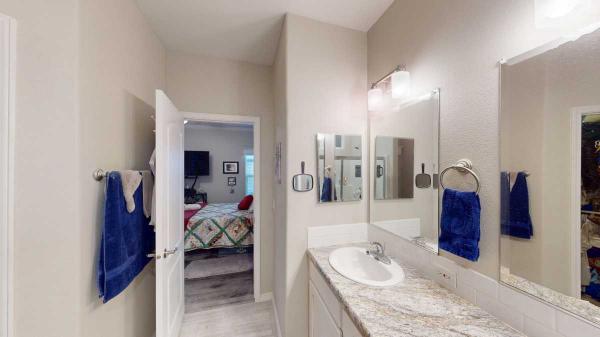 2016 Skyline Better Than NEW Manufactured Home