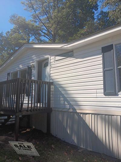 Photo 3 of 23 of home located at 3118 Dudley Rd West Columbia, SC 29170