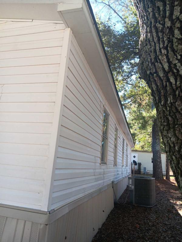 1993 BELC Azalea Manufactured Home