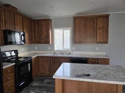 Photo 4 of 10 of home located at 35312 N Newport Hwy #76 Chattaroy, WA 99003