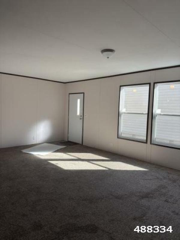 Photo 1 of 2 of home located at Columbus Mobile Home Broker I Po Box 9647 Columbus, MS 39705