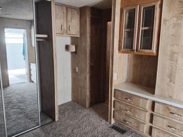 1988 Skyline Manufactured Home