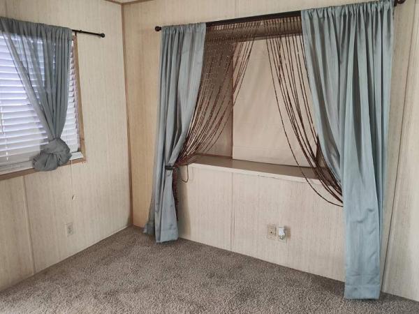 1988 Skyline Manufactured Home