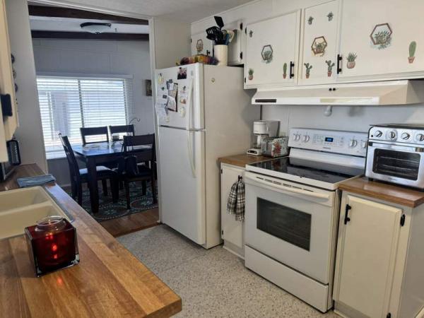 1981 Olym Manufactured Home