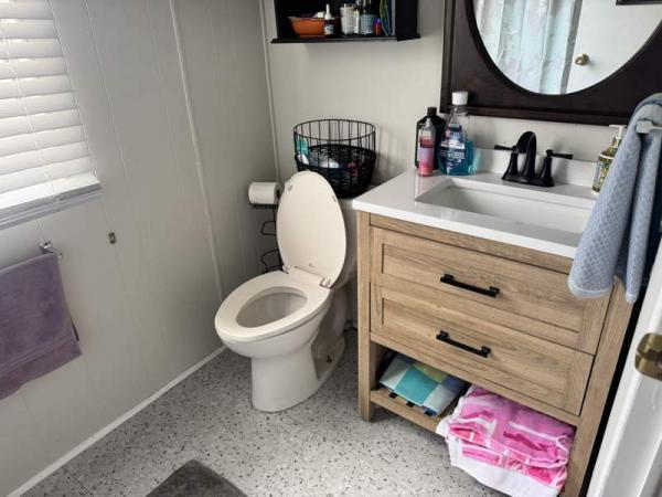 1981 Olym Manufactured Home