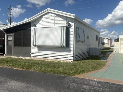 Photo 2 of 12 of home located at 42 Kingfish Drive Sebring, FL 33876