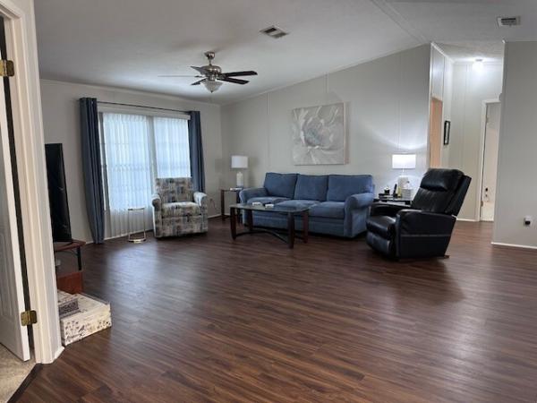 2001 Skyline WDMANOR Mobile Home