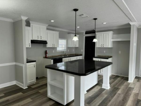 2016 LIVE OAK Mobile Home For Sale