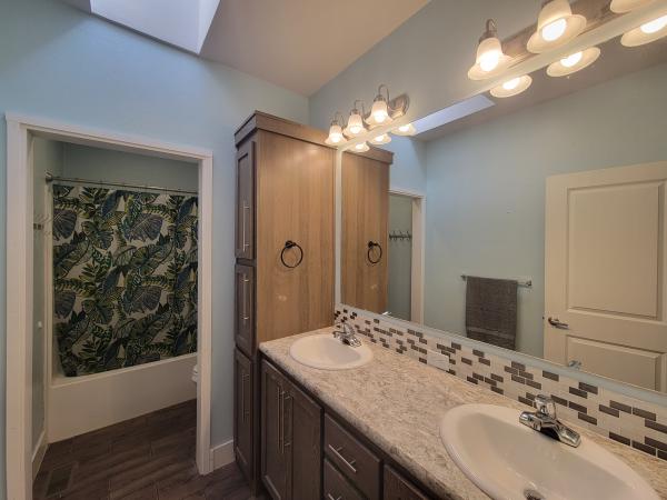 2020 Champion SCC644 Mobile Home