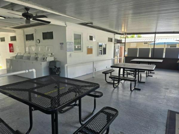 1963 Ritz Ritz Manufactured Home