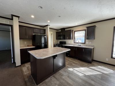 Mobile Home at 5118 Gatwick Ct Sterling Heights, MI 48310