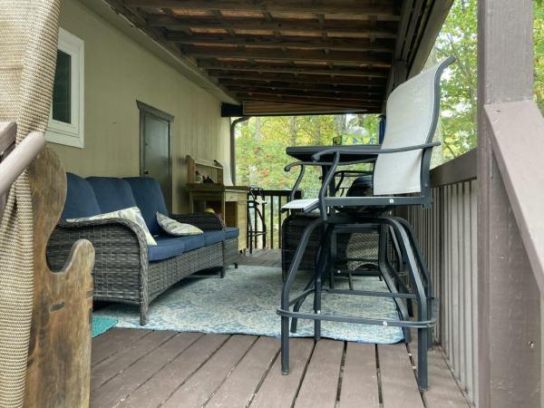 1980 SKY Manufactured Home