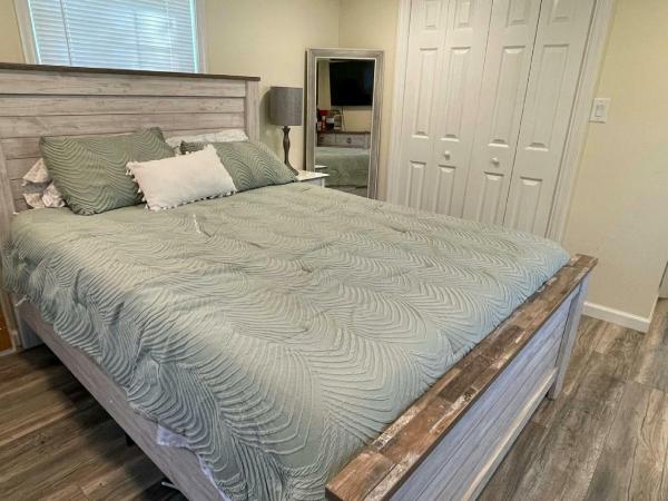 1974 New Yorker Manufactured Home