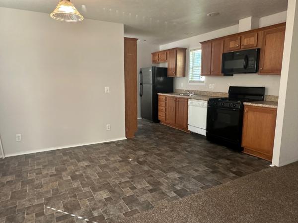2011 Crest Mobile Home
