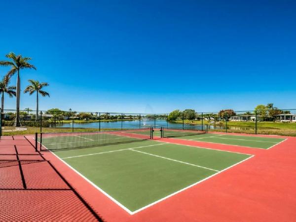 2025 Skyline - Ocala Bayshore Mobile Home