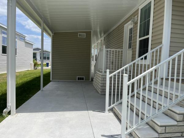 2025 Skyline - Ocala Bayshore w/ Rear Porch Mobile Home