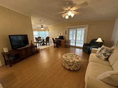 Photo 4 of 18 of home located at 2508 Kelly Drive Sebastian, FL 32958