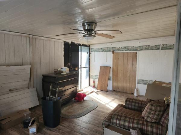 1987 MERI Mobile Home For Sale
