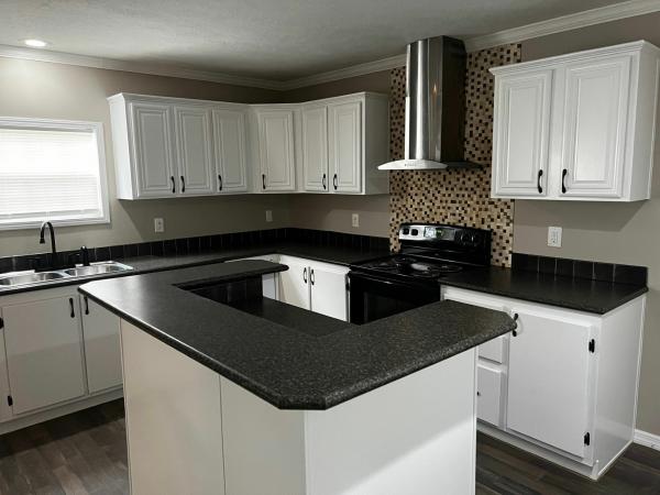 2015 Clayton Homes Inc Yes Mobile Home