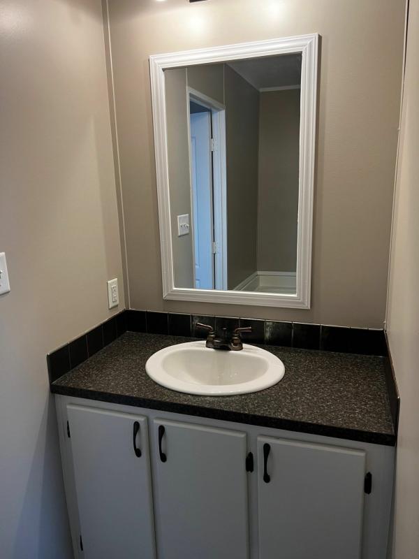 2015 Clayton Homes Inc Yes Mobile Home