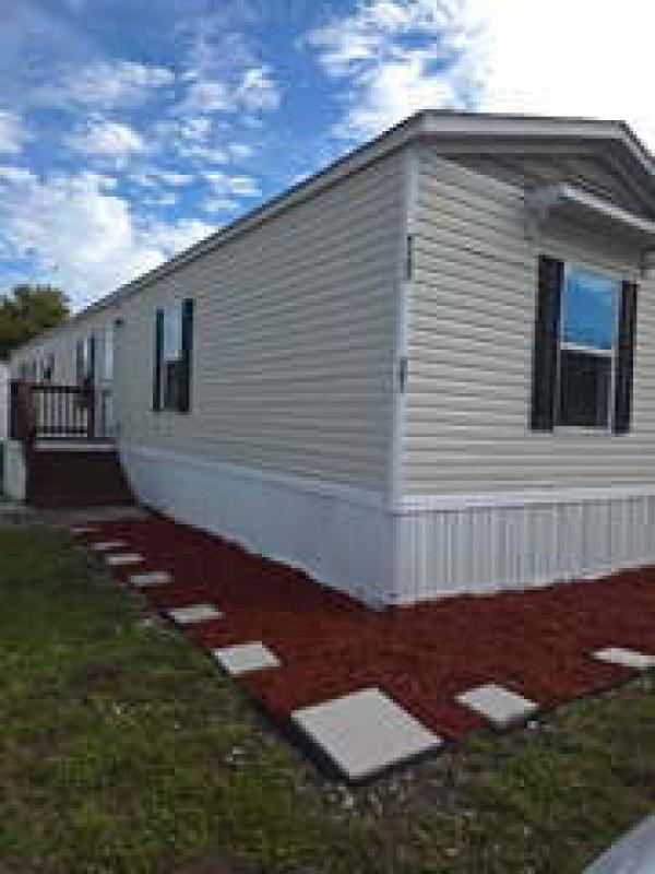 2018 CLAYTON Mobile Home