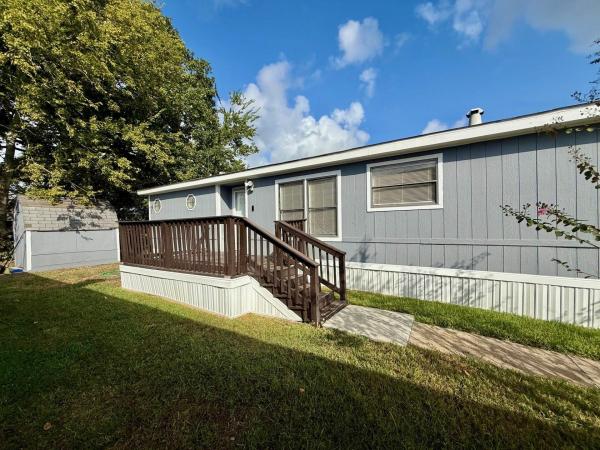 1984 REDMAN HOMES LAS BRISAS Mobile Home