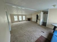 1984 REDMAN HOMES LAS BRISAS Mobile Home